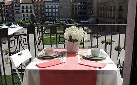 Castillo 27 by Clabao